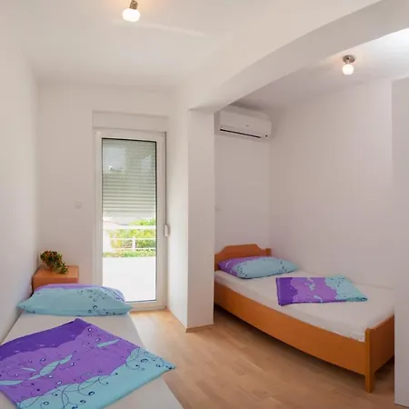 Apartament Rozac *